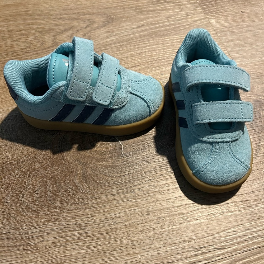 adidas Kids Light Blue Velcro Sneakers with Navy Stripes